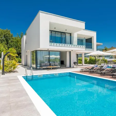 Gorgeous In With Wifi Casa vacanze Veprinac
